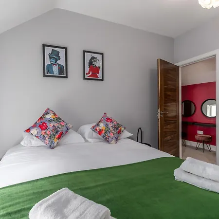 Kenny's * Κίλκενι