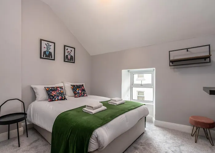 Kenny's * Килкенни